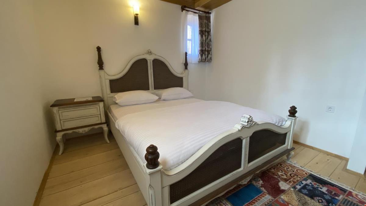 Quiet Abana Bed and Breakfast Buitenkant foto