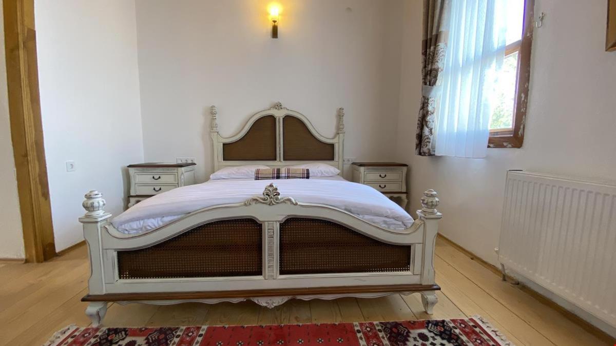 Quiet Abana Bed and Breakfast Buitenkant foto